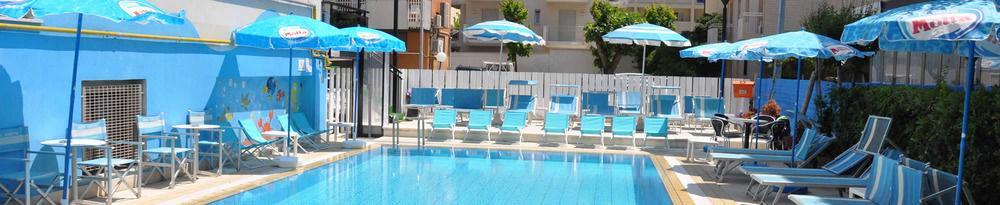 Hotel Adelphi Riccione Bagian luar foto